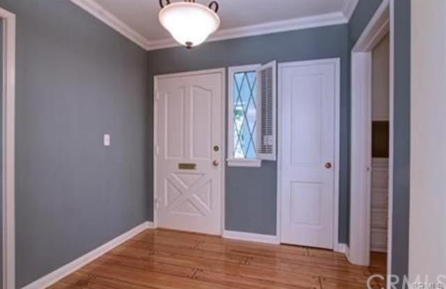 348 Harvard Drive Gallery 3