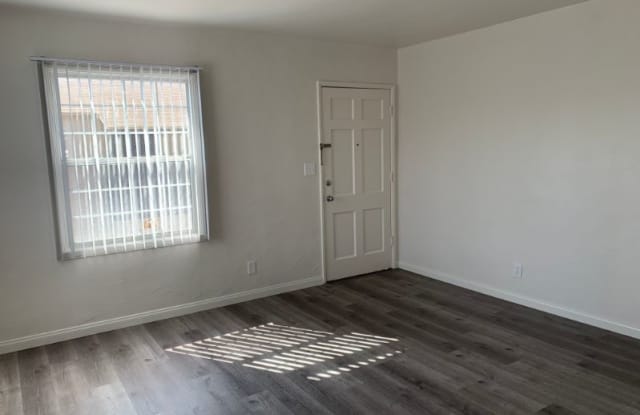 380 Park Way D - 380 Park Way, Chula Vista, CA 91910