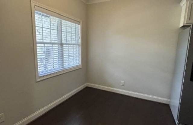 4219 Lennox Road - 23 Gallery 2