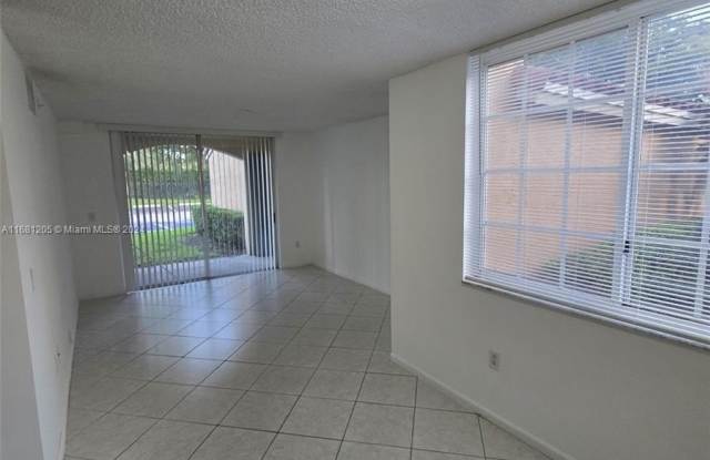 2103 Renaissance Blvd - 2103 Renaissance Boulevard, Miramar, FL 33025