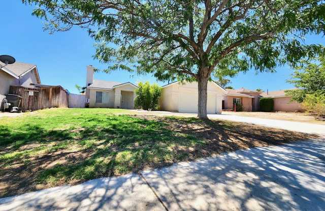 3749 Hatcher Place - 3749 Hatcher Place, Rosamond, CA 93560