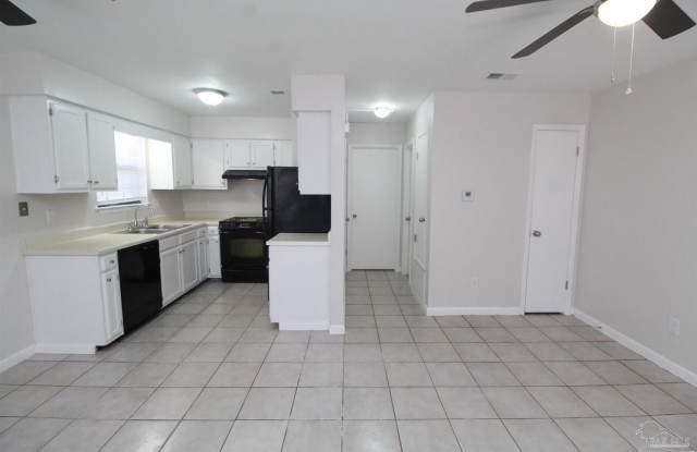1455 Acorn Ln Gallery 3