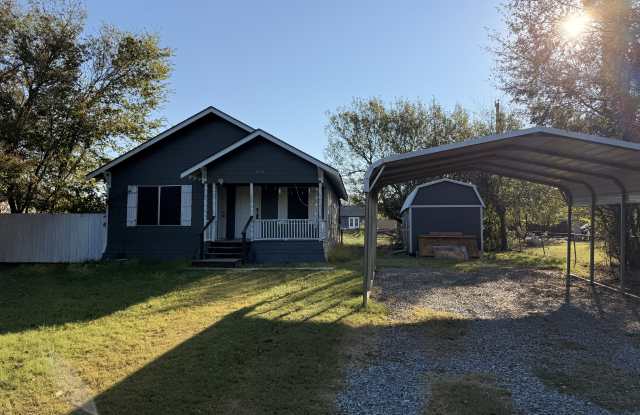 1111 S Interurban St - 1111 South Interurban Street, Anna, TX 75409