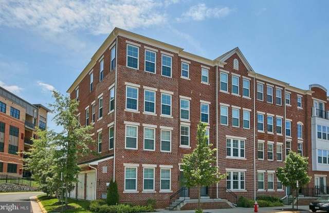3073 RITTENHOUSE CIRCLE photos photos
