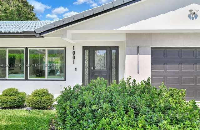 1001 NW 4th Ct Gallery 1