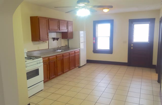 303 Vienna St. - 2 - 303 Vienna Street, Palmyra, NY 14522