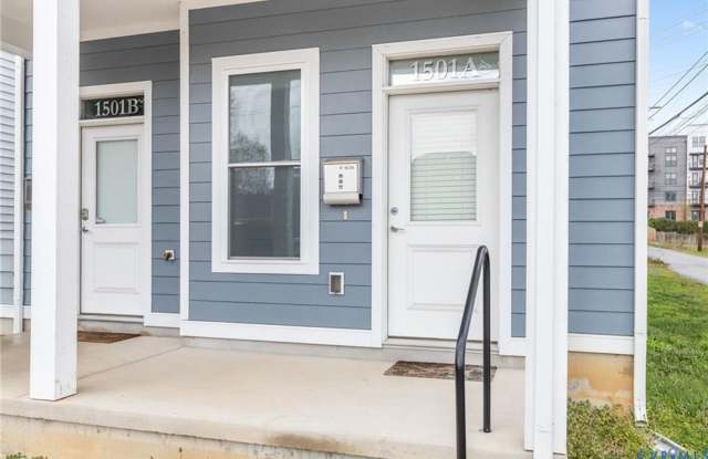 Move in Ready from 11/15/2026 3 BEDROOMS WITH 3 FULL BATHROOMS, ROOF TOP TERRACE, PLENTY OF PARKING Gallery 3