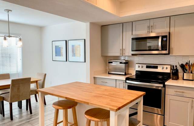BEAUTIFUL 3 BEDROOM 2 BATHROOM REMODELED HOME FOR RENT photos photos