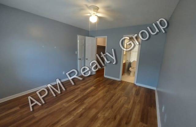 19 Canal Ct - 19 Canal Ct, Columbia, SC 29210