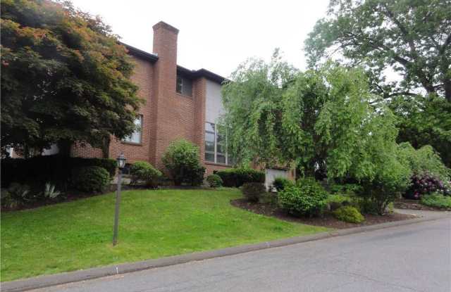 211 Highland Ave photos photos