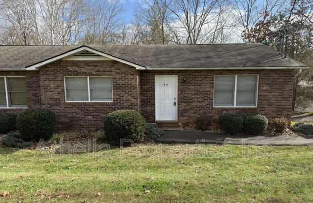 941 Kendrick Creek Rd - 941 Kendrick Creek Road, Kingsport, TN 37663