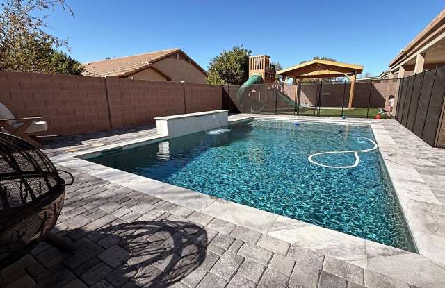 10427 E Diamond Gallery 2