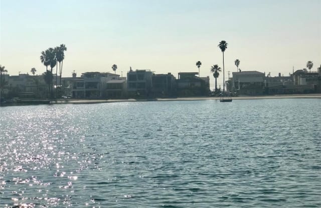 38 Sicilian Unit B - 38 Sicilian Walk, Long Beach, CA 90803