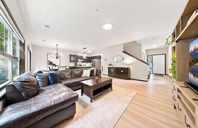 12226 River Valley Drive Gallery 3