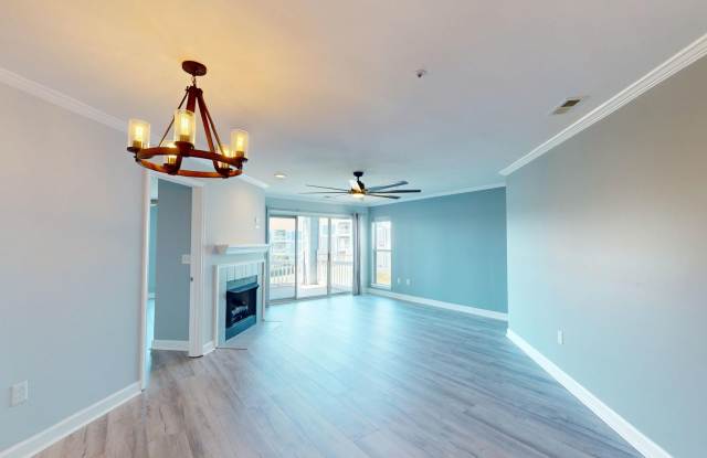 Waterfront Condo Fully Renovated for Lease on Lake Norman at Davidson Landing Gallery 3