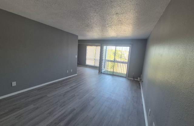 Coventry Park KC Apartments LLC - Condos Gallery 2