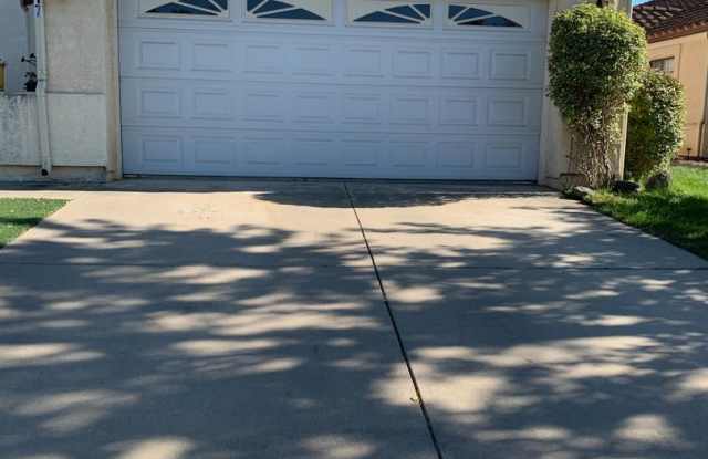 Hidden Pines Single Story Rental photos photos