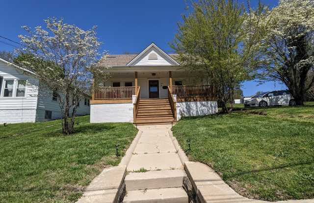 30 Woodrow Ave photos photos