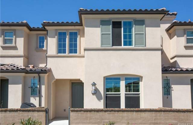 88 Finch - 88 Finch, Lake Forest, CA 92630