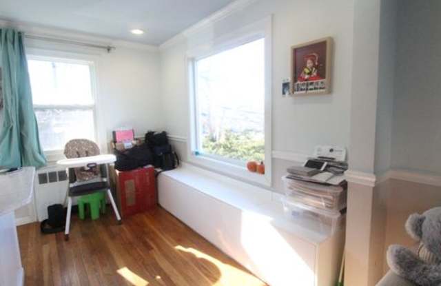 126 Foster Terrace Gallery 4