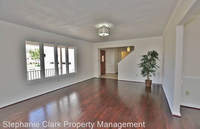 4608 Chippendale Court Gallery 3