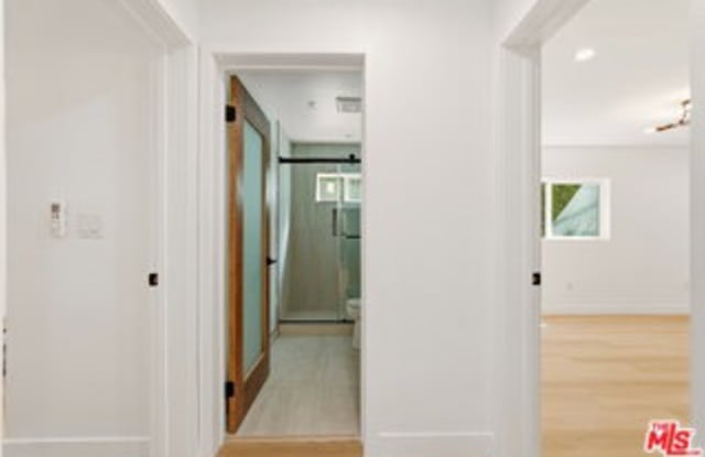 1132 South Wooster Street Gallery 4