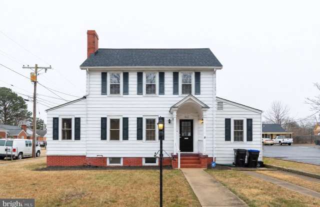 1802 AUGUSTINE Avenue Gallery 2