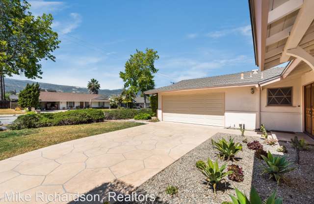 6123 Craigmont Dr Gallery 2