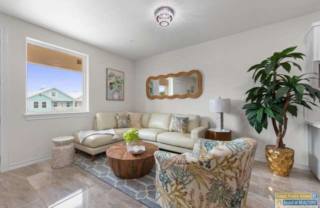 116 E Cora Lee Dr. Gallery 4