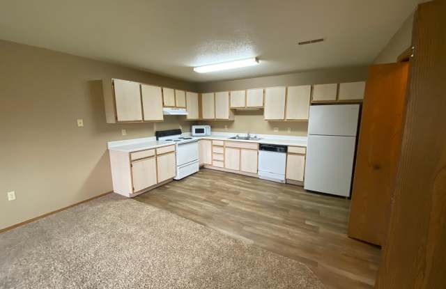 Quail Hollow Townhomes Gallery 4