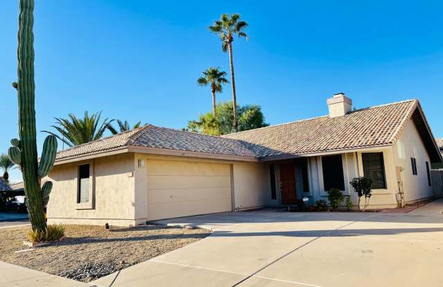 COMING SOON! ADORABLE 3 BEDROOMS/ 2BATHS SINGLE LEVEL HOME!! photos photos