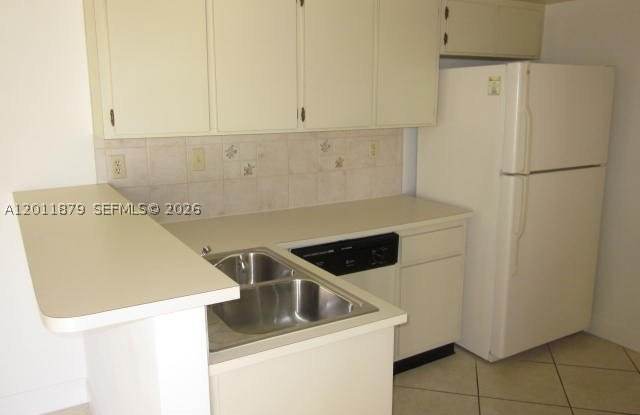8853 SW 112 PL Gallery 3