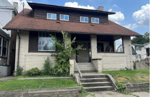 500 Marwood Ave photos photos