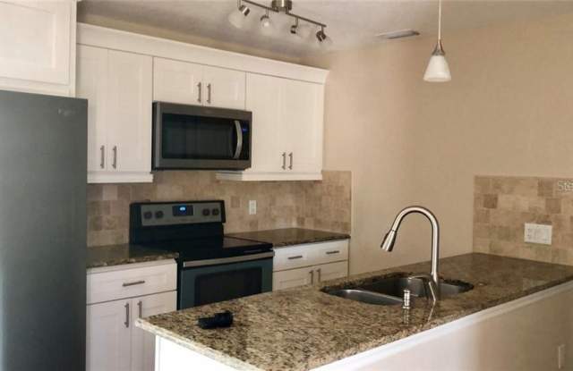7711 ACADIAN DRIVE Gallery 3
