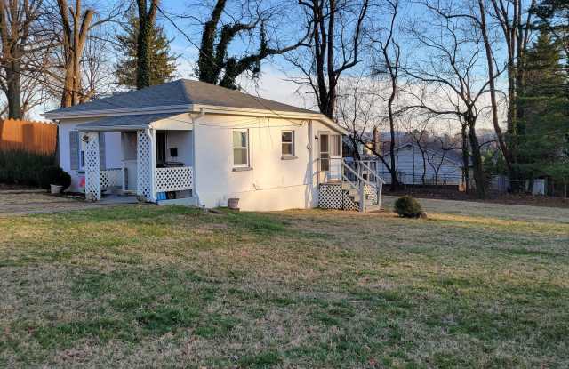1027 Halliahurst Avenue - 1027 Halliahurst Avenue, Vinton, VA 24179