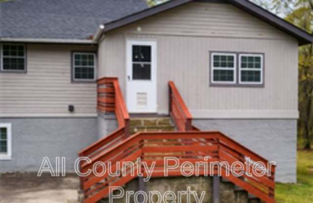 2308 Lakewood Ave photos photos