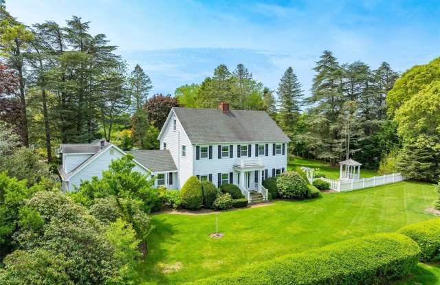110 Sleepy Hollow Lane Gallery 2