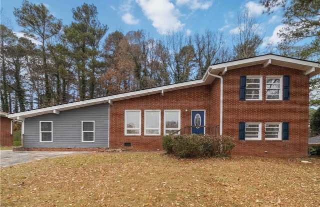 3035 Mclendon Circle NW photos photos