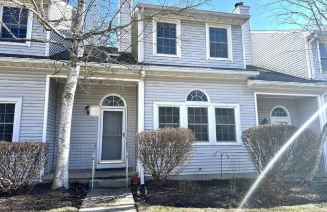 332 Carnegie Ct - 332 Carnegie Court, Warren County, NJ 07840