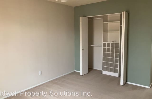 408 W. La Jolla Dr. Gallery 2