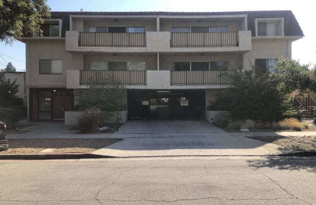 2468 Mohawk Street - 2468 Mohawk Street, Pasadena, CA 91107