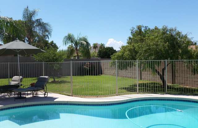 2614 E Sahuaro Drive photos photos