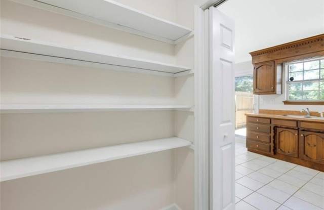5729 Rivermill Circle Gallery 4