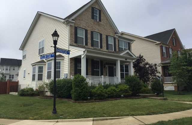 43165 BARNSTEAD Drive Gallery 1