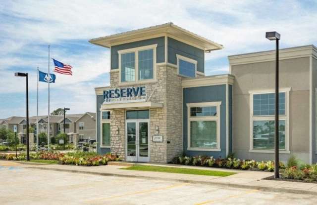 The Reserve at Country Club photos photos