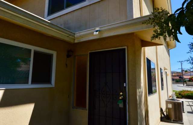 2 Bedroom Rowland Heights Townhome - 18112 Camino Bello, Rowland Heights, CA 91748