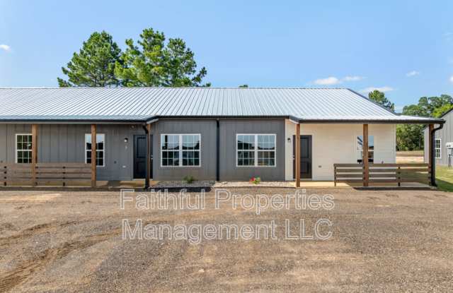 13554 Farm to Market Road 14 - 2 photos photos