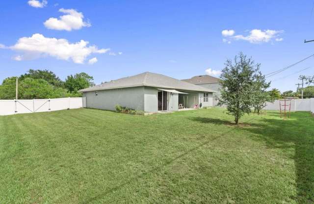 601 SW S Quick Circle Gallery 3
