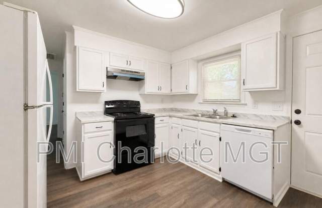 318 Barrymore Drive Gallery 4