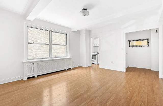 6155 98th St Apt 9L photos photos